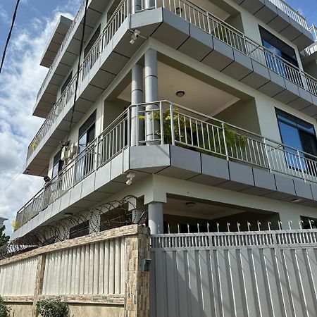 Alfa Luxury Apartment Dar es Salaam Eksteriør billede
